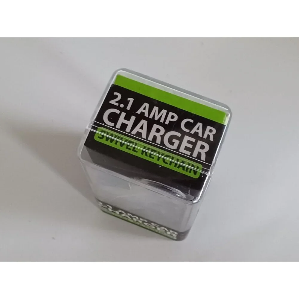 Gadget Gear 2.1 Amp Car Swivel Key Charger Chain , Key Holder Plastic Case